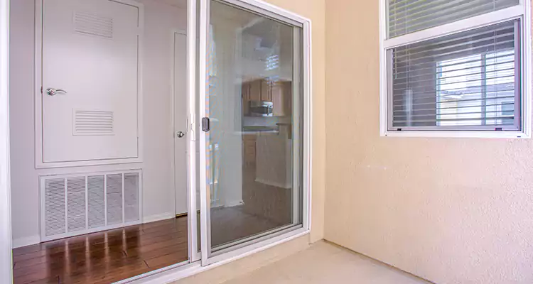 Sliding Screen Door Track Repair in Bartow, FL